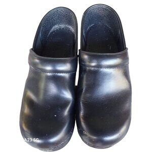 Dansko Womens Black Leather Professional Clogs Size 39